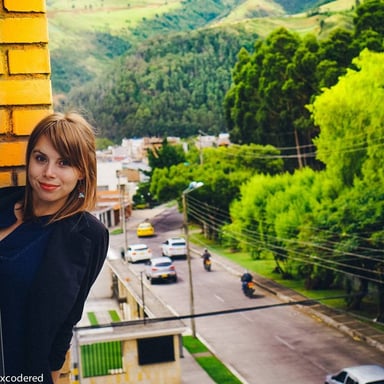 lori in Colombia